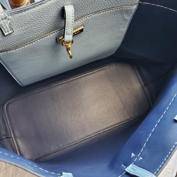 Tory Burch McGraw Tote Pebbled Leather Shoulder Bag Blue $495 Fraying Handle - Picture 10 of 16